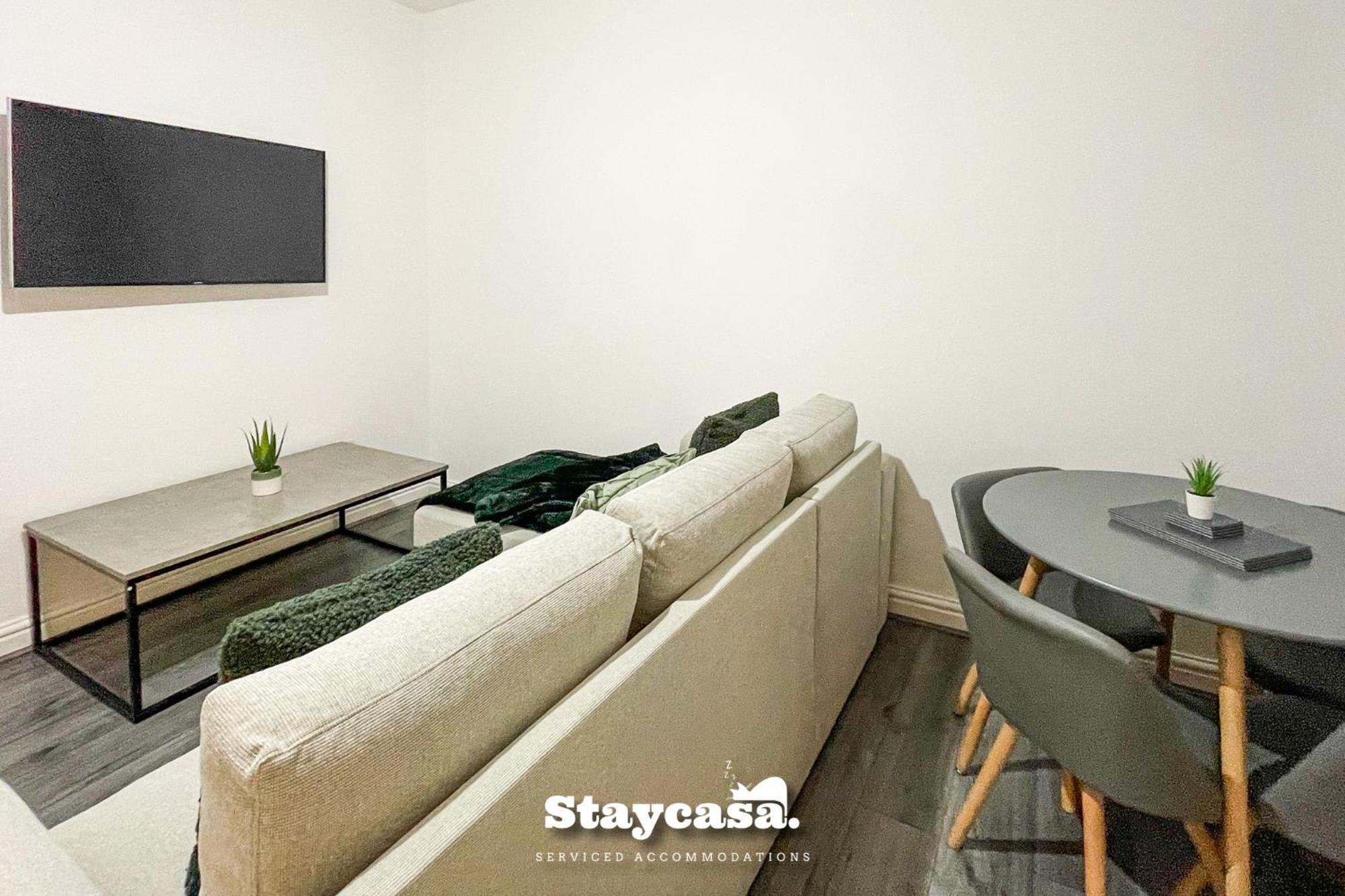 Princess Hideout 5Min To City With Street Parking Манчестър Екстериор снимка